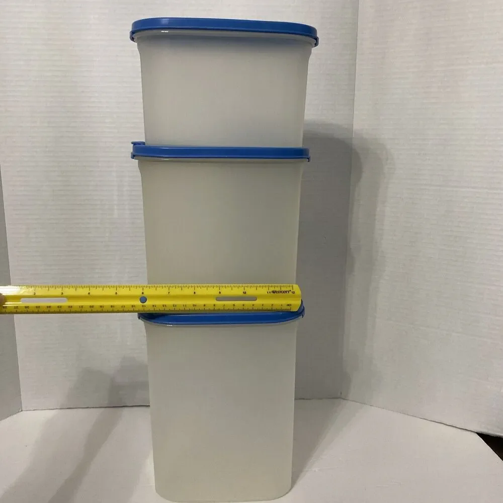 Lot of 3 pieces of Tupperware with lids Cornflower Blue 4-3/4C 7-1/4C 9-3/4C